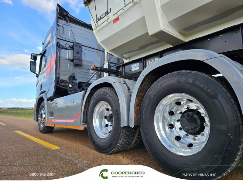 Rodocaçamba Randon New R 23/24 Taxa 1,39%a.m.