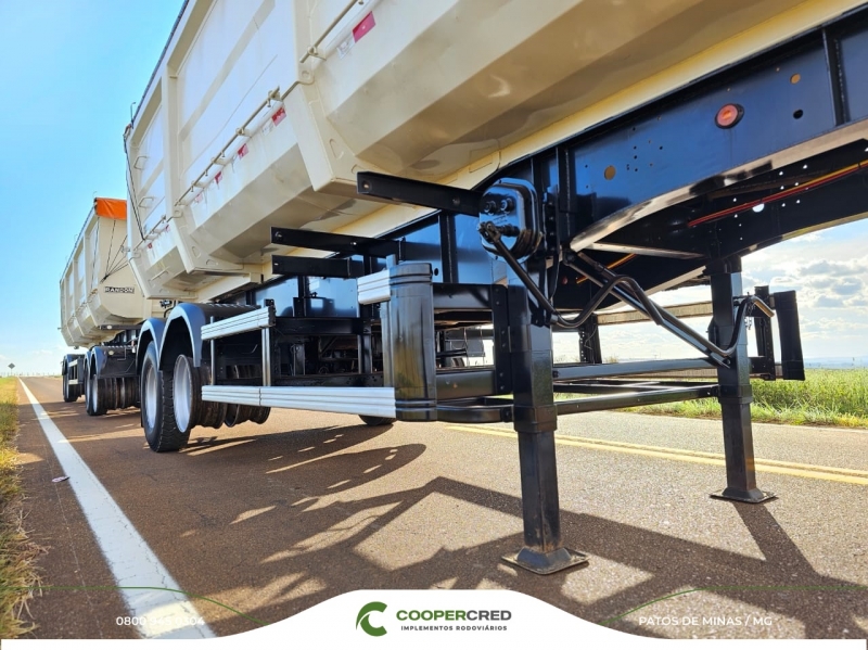 Rodocaçamba Randon 35m³ 22/22 C/ Lona Fácil