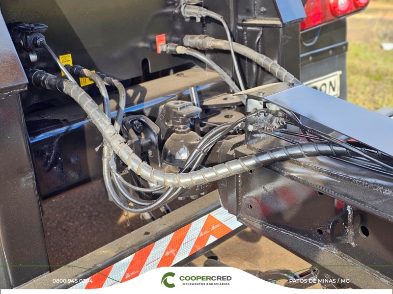 Rodocaçamba Randon 35m³ 22/22 C/ Lona Fácil