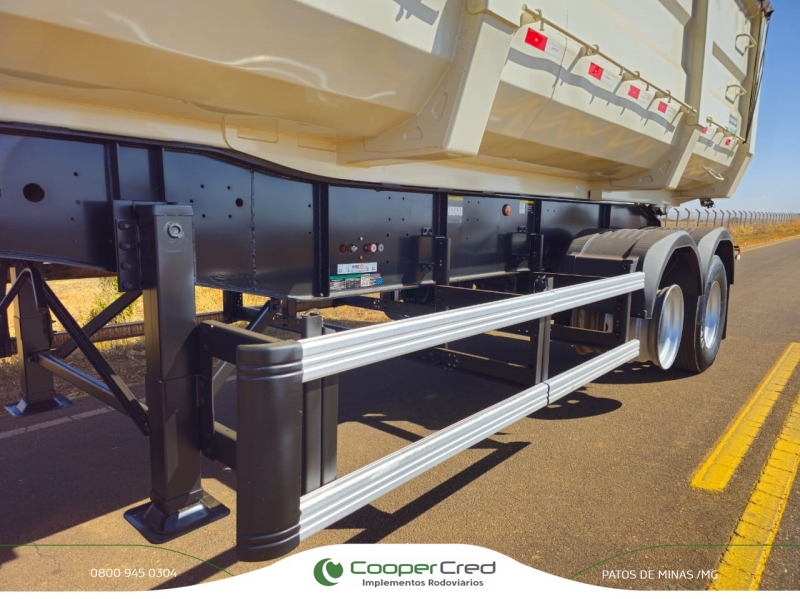 Rodocaçamba Randon 35m³ 22/22 C/ Lona Fácil