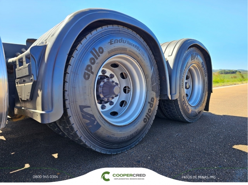 Scania R440 6x4 Vermelha 2014