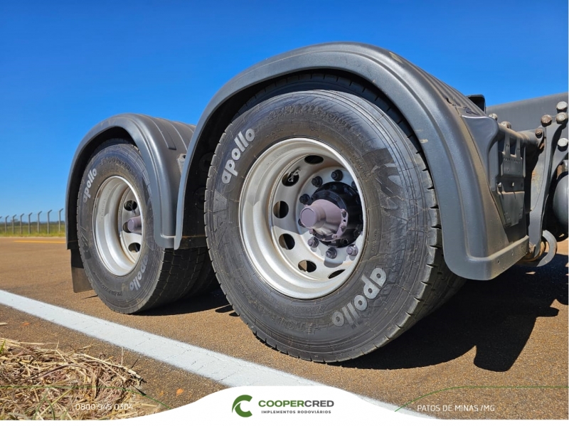 Scania R440 6x4 Vermelha 2014