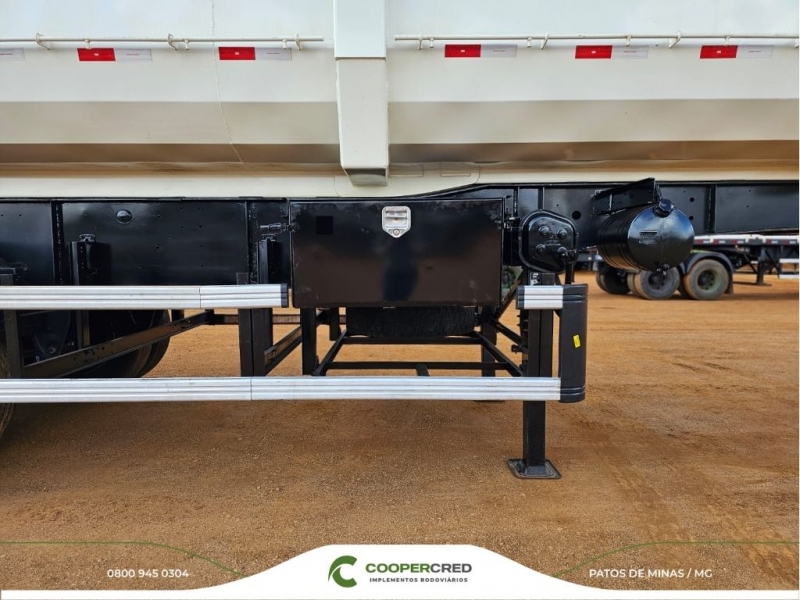 Rodocaçamba Randon 21/22 35m³ C/Pneus Usados