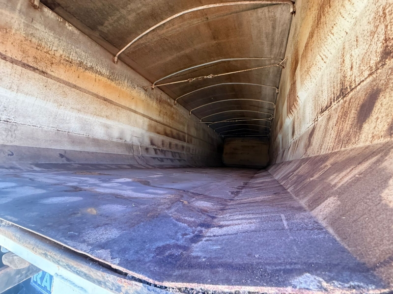 Rodocaçamba Randon 21/22 Com Pneus REPASSE