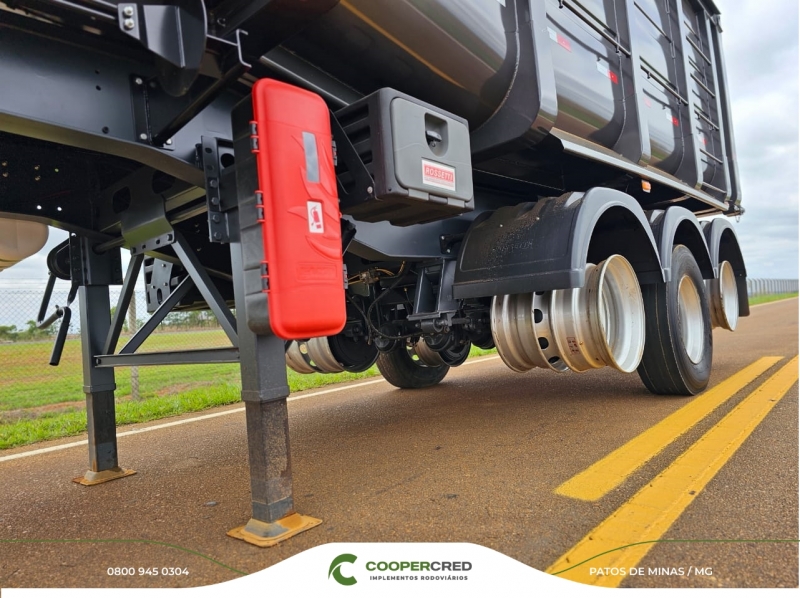 Basculante Rossetti 2025/2026 Cinza 35m³