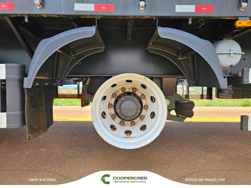 Graneleira 4º Eixo 23/24 13,50m x 1,80m Assoalho de Chapa