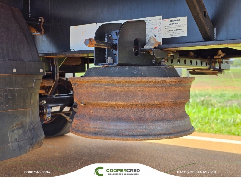 Graneleira 4º Eixo 23/24 13,50m x 1,80m Assoalho de Chapa