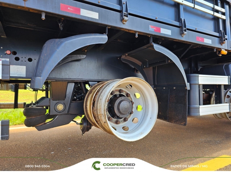 Graneleira 4º Eixo 23/24 13,50m x 1,80m Assoalho de Chapa