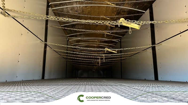 Graneleira 4º Eixo 25/26 13,50m x 1,80m Assoalho de Chapa