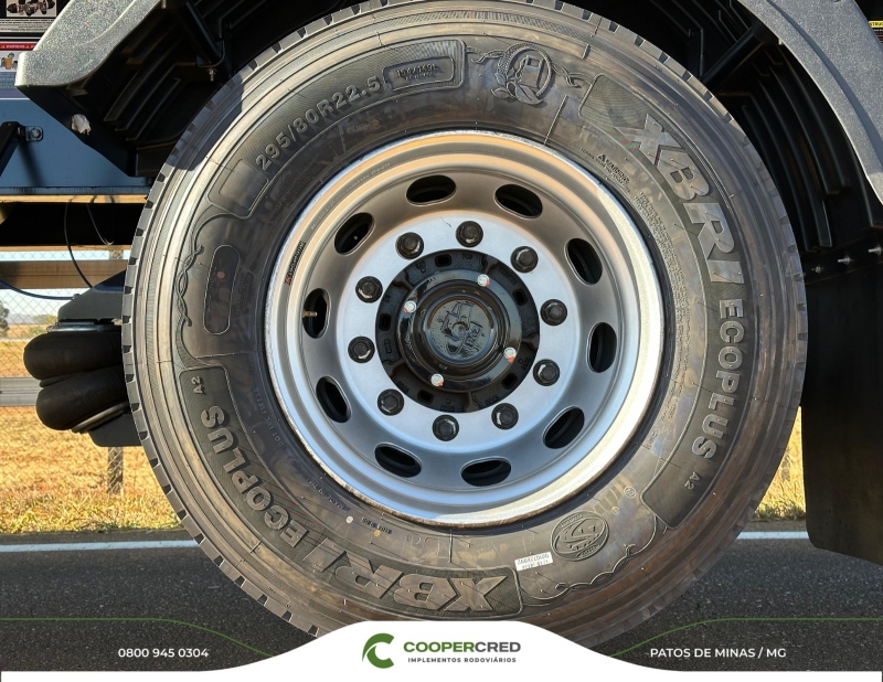 Graneleira 4º Eixo 25/26 13,50m x 1,80m Assoalho de Chapa