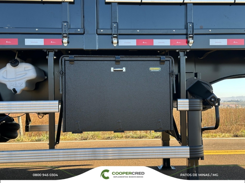 Graneleira 4º Eixo 25/26 13,50m x 1,80m Assoalho de Chapa