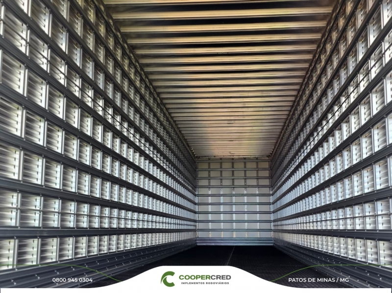 Baú Truckvan Alumínio 0km 25/26 2 Eixos Vanderleia