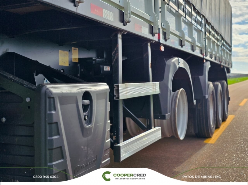 Graneleira 4º Eixo Librelato Branca 23/23 13,50m x 1,80m