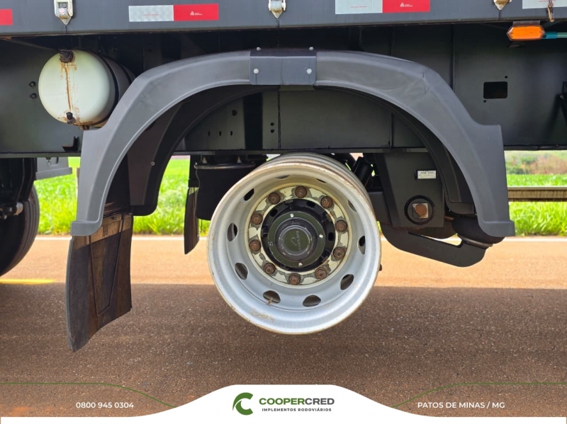 Graneleira 4º Eixo Librelato Branca 23/23 13,50m x 1,80m