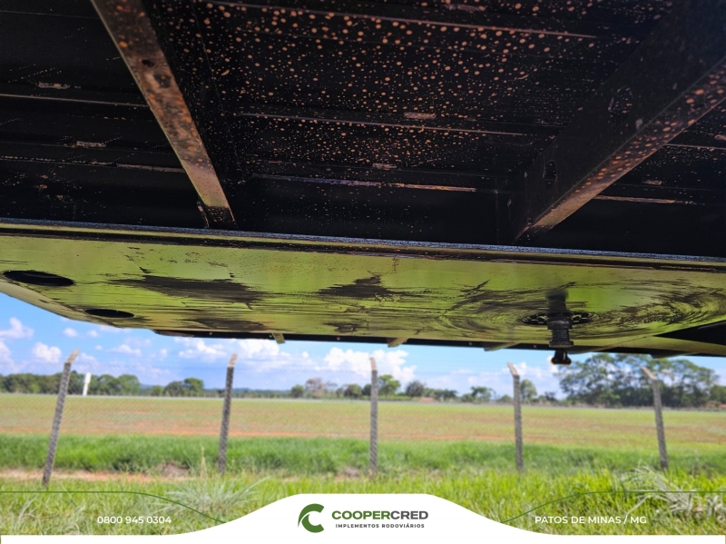 Baú Facchini 25/26 30 Paletes Interior em Compensado