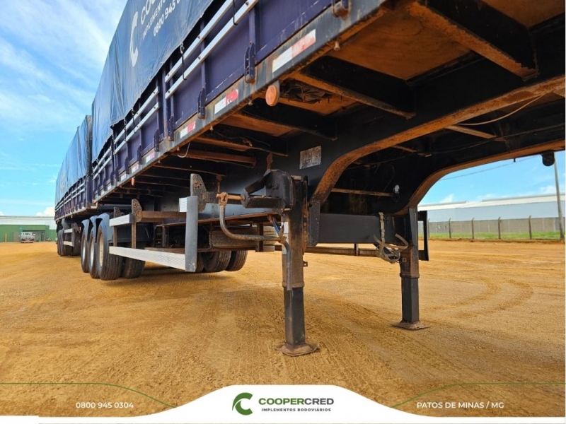 Bitrenzão Graneleiro Librelato 2013/2014 11,4m x 1,8m Lona Nova c/ pneus