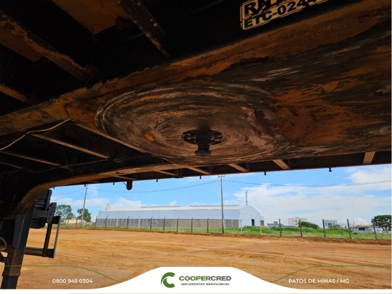 Bitrenzão Graneleiro Librelato 2013/2014 11,4m x 1,8m Lona Nova c/ pneus