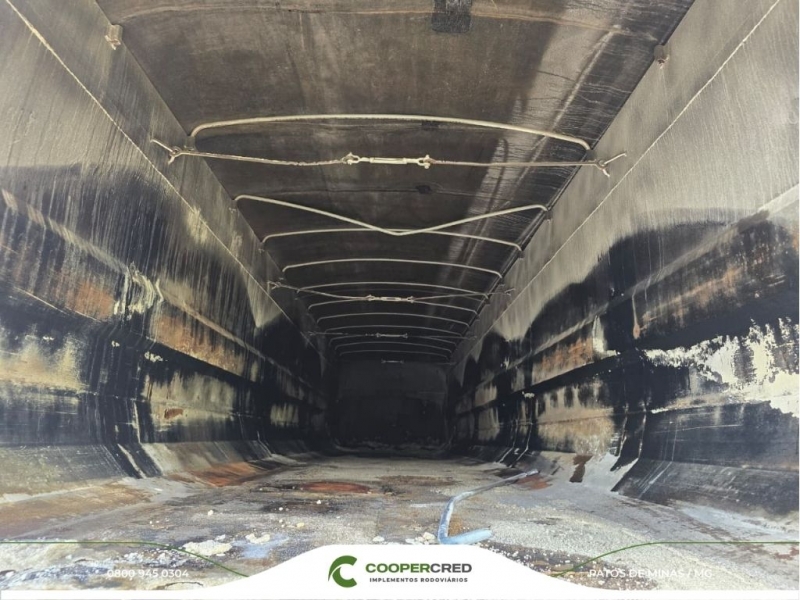 Basculante 4º Eixo Randon Preta 2024/2024 55m³