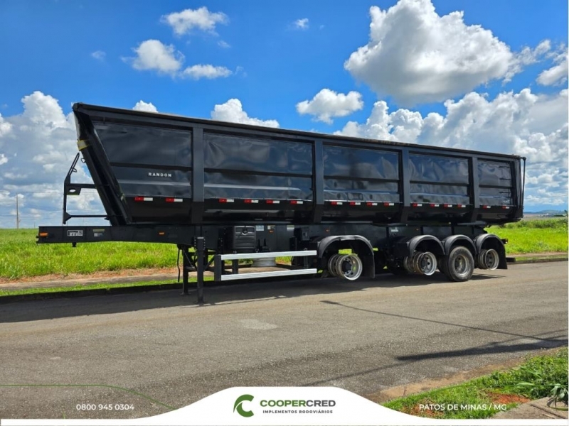 Basculante 4º Eixo Randon Preta 2024/2024 55m³