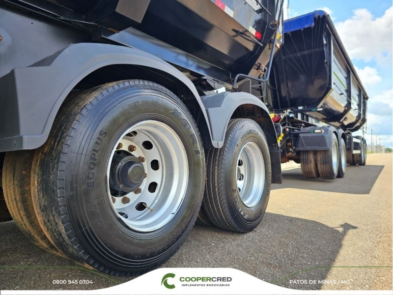 Rodoçacamba Librelato Preta com Pneus e Lona Fácil 23/24