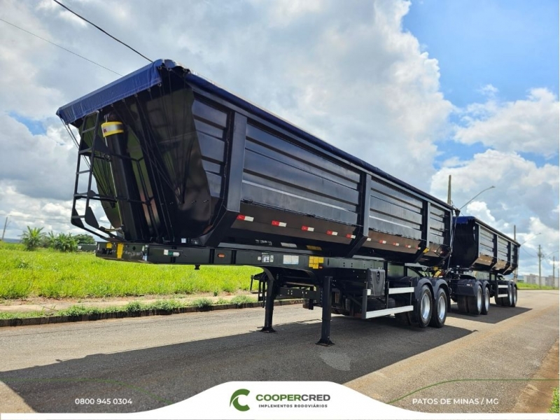 Rodoçacamba Librelato Preta com Pneus e Lona Fácil 23/24