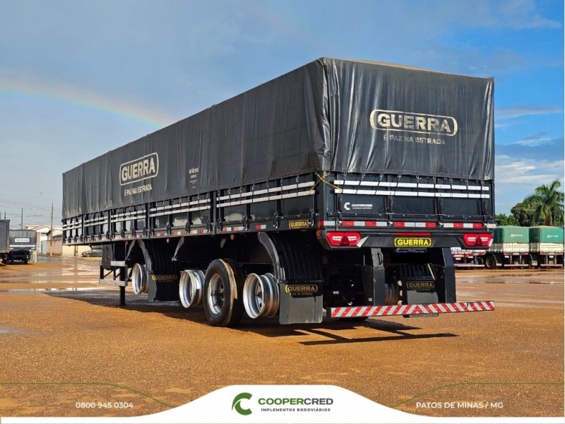 Graneleira 4º Eixo Guerra Preta 25/25 Assoalho de Chapa