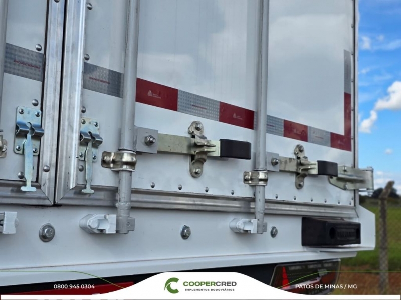 Baú Truckvan 30 Paletes 2026 3 Eixos Sem Porta Lateral