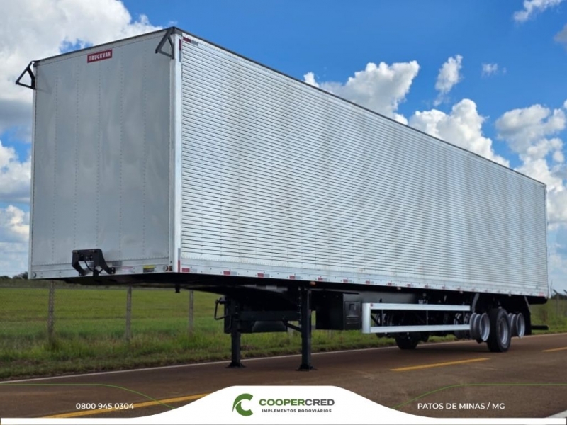 Baú Truckvan 30 Paletes 2026 3 Eixos Sem Porta Lateral
