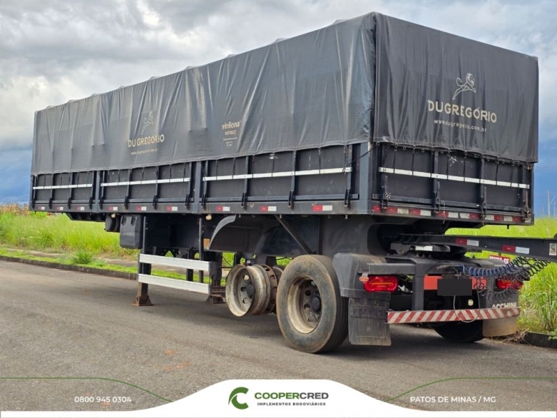 Rodotrem Graneleiro Facchini Preta 2021 Assoalho de Chapa