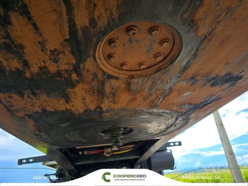 Basculante Randon Branca 2022/2023 25 M³