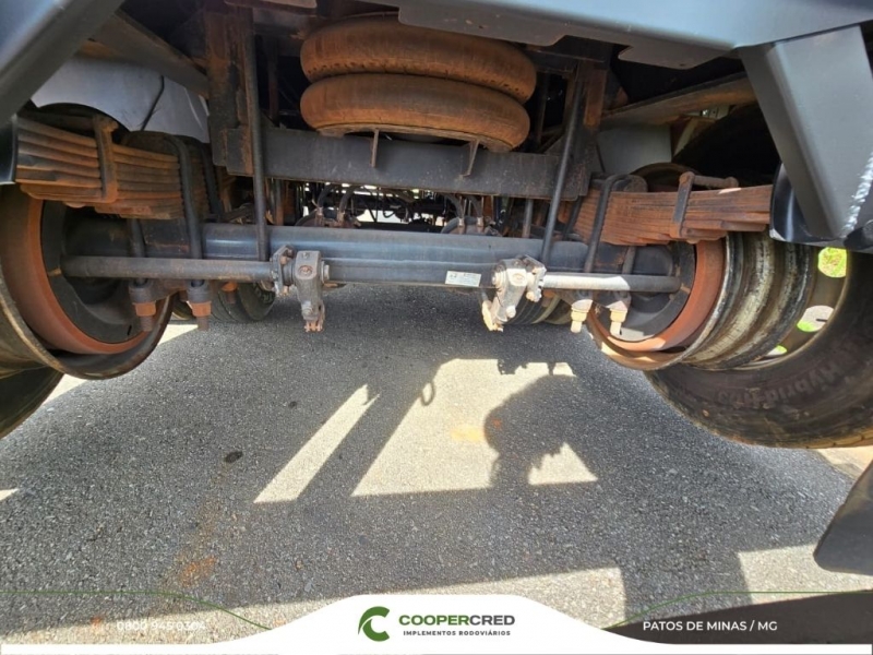 Basculante Randon Branca 2022/2023 25 M³