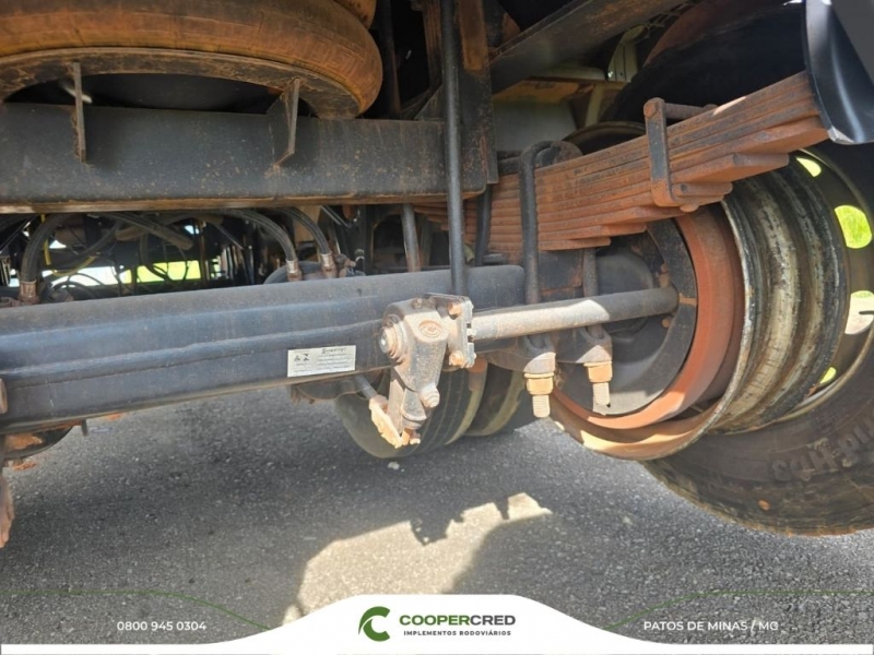 Basculante Randon Branca 2022/2023 25 M³