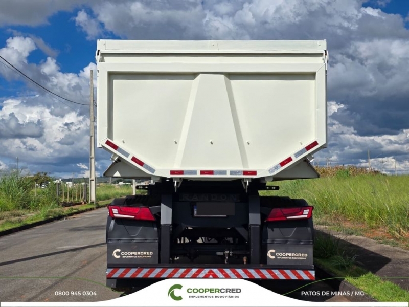 Basculante Randon Branca 2022/2023 25 M³