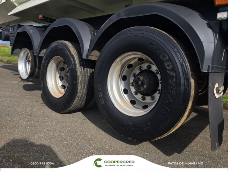 Basculante Randon Branca 2022/2023 25 M³