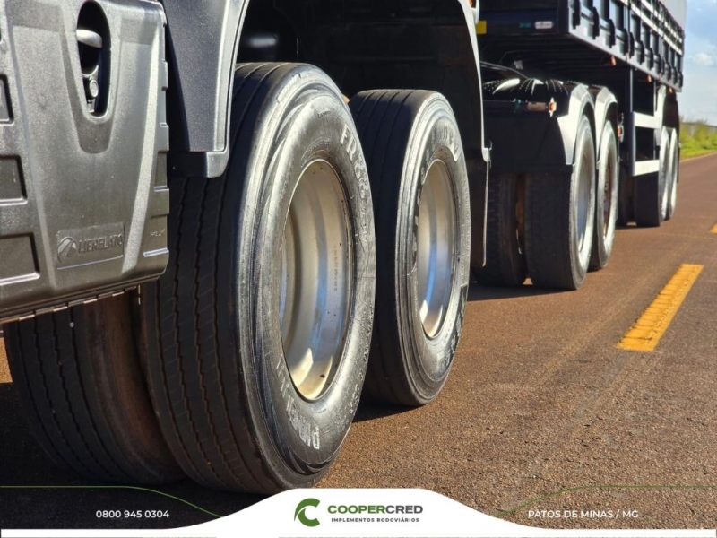 Rodotrem Graneleiro Librelato 2023 com Pneus