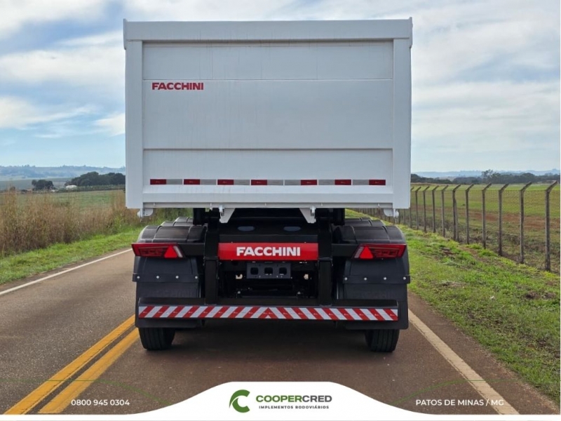 Basculante Facchini 3 Eixos Branca 2026 30m³ À Pronta Entrega