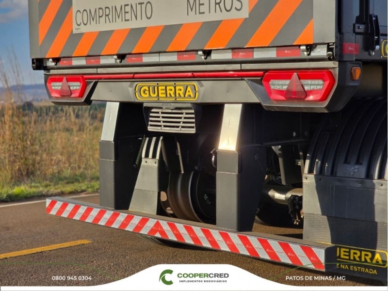 Rodotrem Graneleiro 5ª Roda Guerra Assoalho de Compensado
