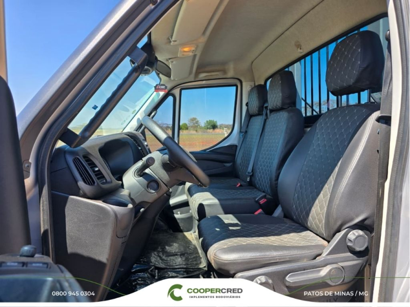Caminhão Iveco Daily 65 Cs 2023 Apenas 38.000 Km Rodados