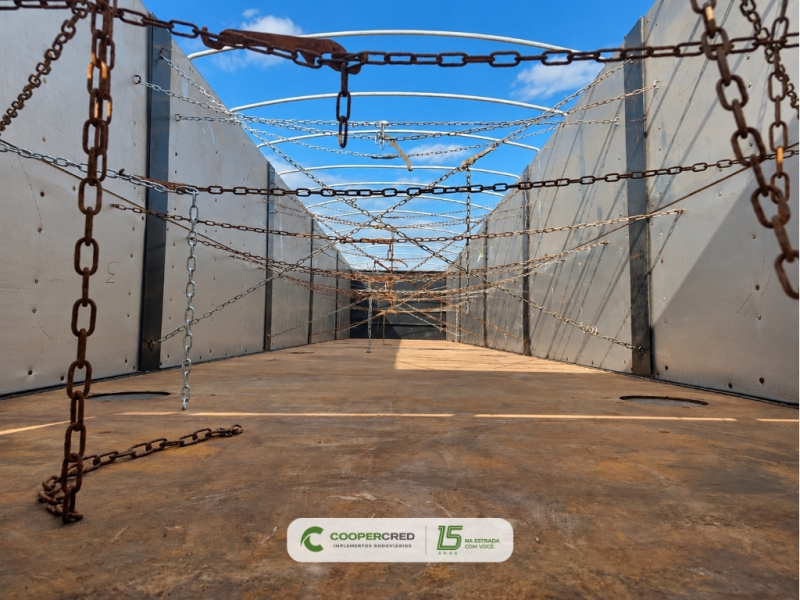 Graneleira 4º Eixo Randon 24/25 13,50M X 1,80M