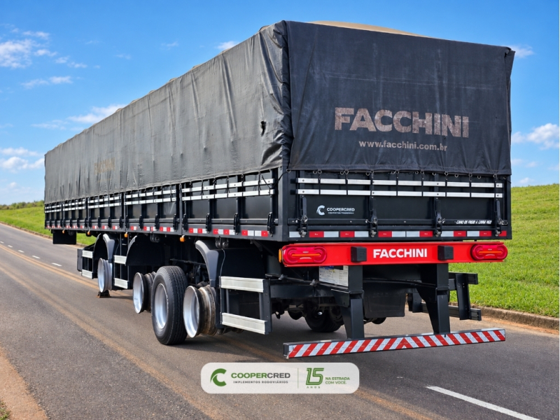 Graneleira 4º Eixo Facchini 2025 14,50m x 1,80m